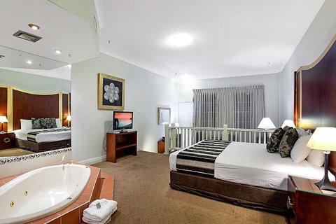 Mercure Maitland Monte Pio - Tourism Canberra 1