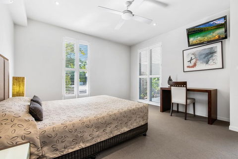 Metzo Noosa Resort - Tourism Canberra 3