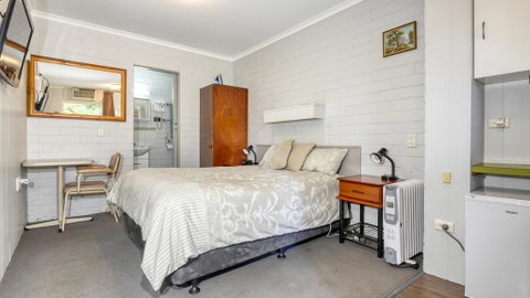 Millers Cottage Motel - Tourism Canberra 3
