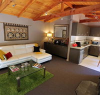 Mirkwood Forest Self-contained Spa Cottages - Tourism Canberra