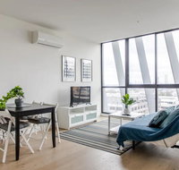 Modern 1 Bedroom Apartment With Rooftop Terrace And Spa - Tourism Canberra