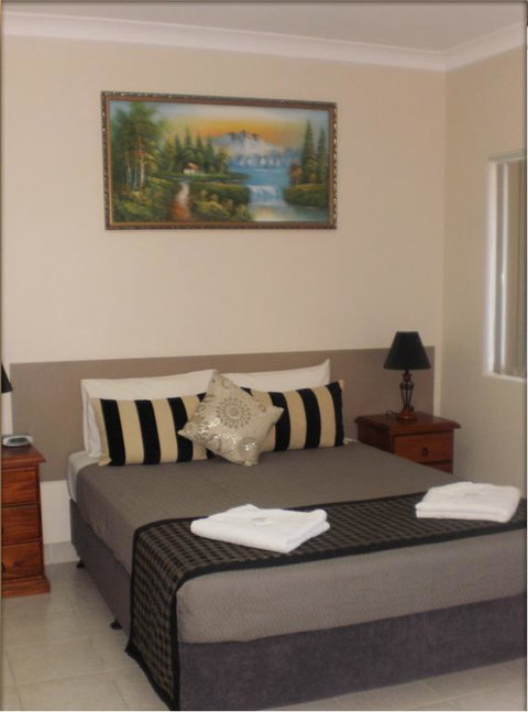 Molika Springs Motel - Tourism Canberra 3