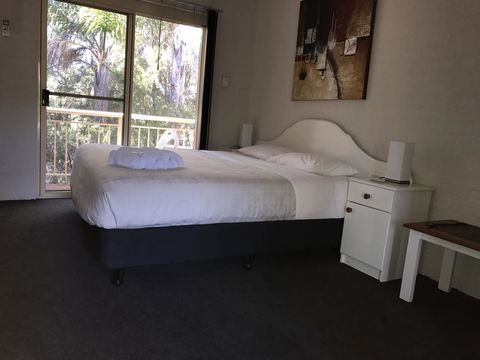 Mollymook Paradise Haven Motel - Tourism Canberra 0