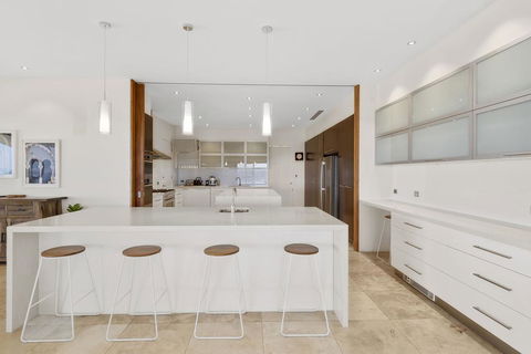 Mont Sapphire Luxury Estate - Tourism Canberra 2