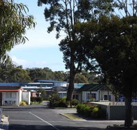 Moomba Holiday and Caravan Park - Tourism Canberra
