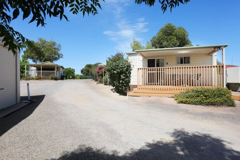 Moonta Bay Accommodation - Tourism Canberra 0