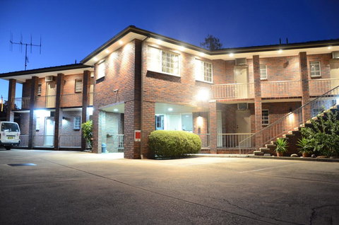 Motel Margeurita - Tourism Canberra 0