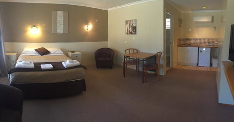 Motel Wingrove - Tourism Canberra 0