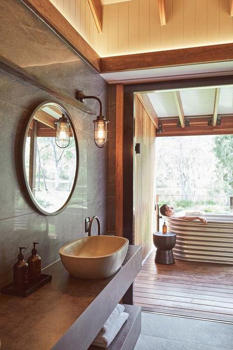 Mt Mulligan Lodge - Tourism Canberra 3