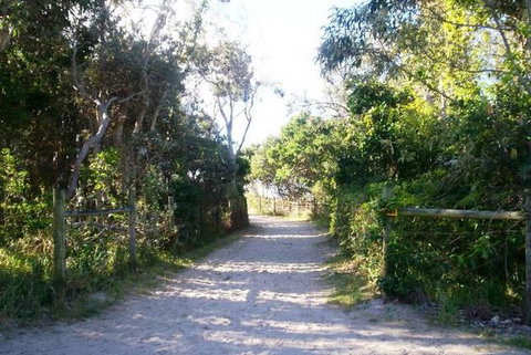 Mudjimba Esplanade Villa - Tourism Canberra 2