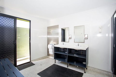 Mycow Accommodation Mackay - Tourism Canberra 1