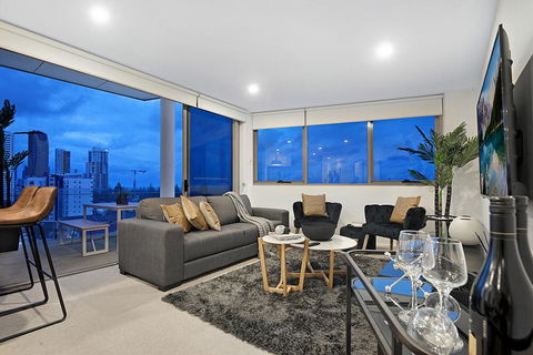 NEO Apartments Mermaid Beach - Tourism Canberra 1