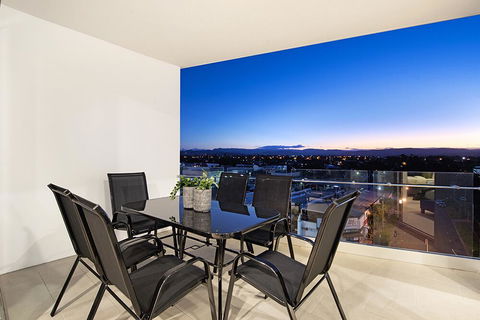 NEO Apartments Mermaid Beach - Tourism Canberra 3