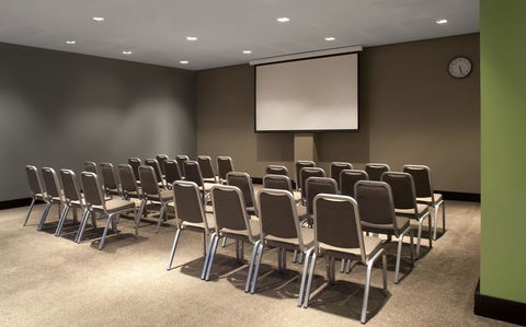 Adina Apartment Hotel Perth - Tourism Canberra 14