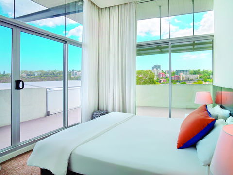Adina Apartment Hotel Perth - Tourism Canberra 4