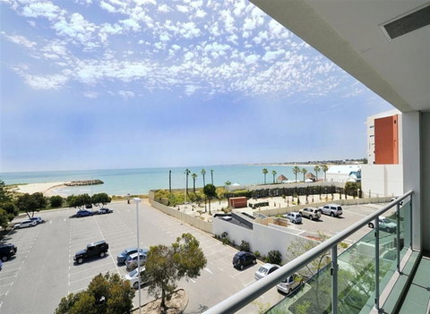 Nautica Residences Mandurah - Tourism Canberra 3