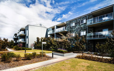 Airport Apartments By Vetroblu - Tourism Canberra 6