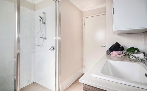 Airport Apartments By Vetroblu - Tourism Canberra 9