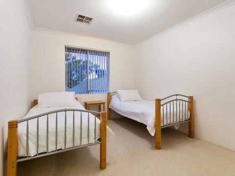 Cooper Street - Tourism Canberra 19