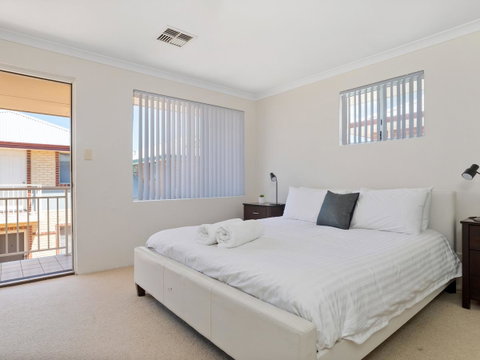 Cooper Street - Tourism Canberra 6