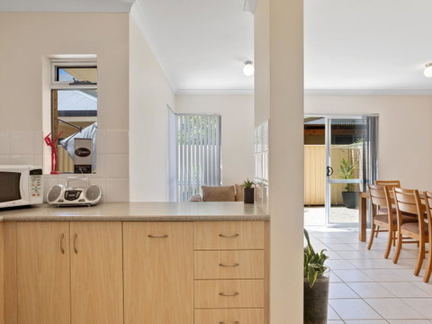 Cooper Street - Tourism Canberra 32