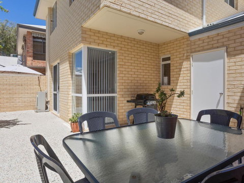 Cooper Street - Tourism Canberra 38