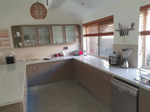 The Entertainer - Tourism Canberra 6