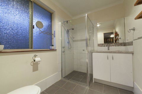 The Entertainer - Tourism Canberra 24