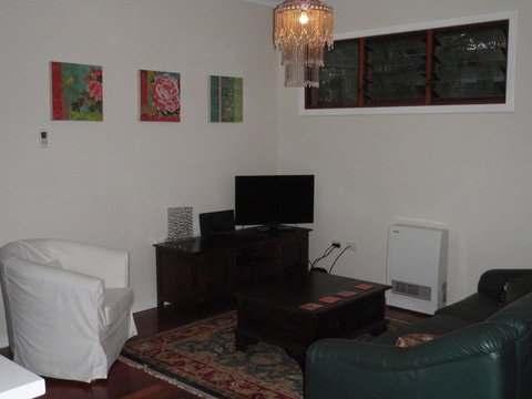 Gypsy Cottage - Tourism Canberra 3