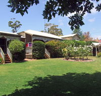 Adamsons Riverside Accommodation - Tourism Canberra