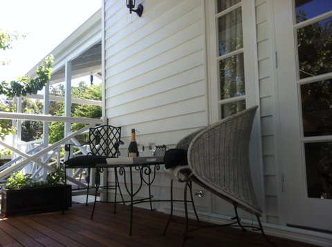 Applegate Lane Chalet - Tourism Canberra 17