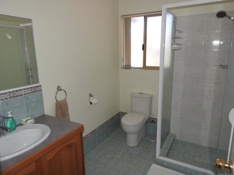 The Royal Dolphin Bed & Breakfast Safety Bay - Tourism Canberra 17