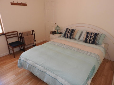 The Royal Dolphin Bed & Breakfast Safety Bay - Tourism Canberra 18