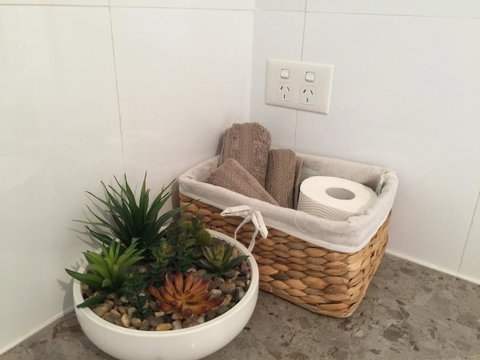 The Royal Dolphin Bed & Breakfast Safety Bay - Tourism Canberra 19