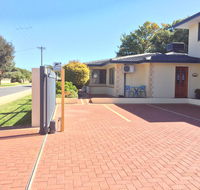 The Royal Dolphin Bed  Breakfast Safety Bay - Tourism Canberra