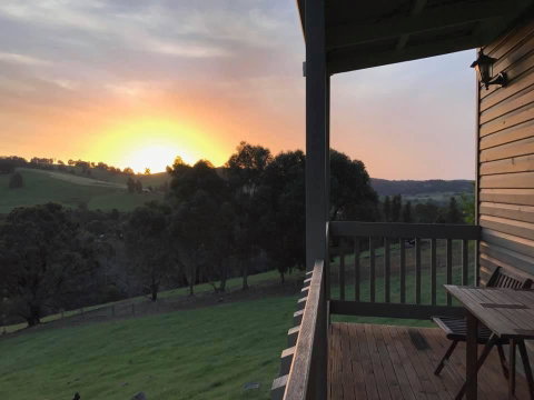 Balingup Highview Chalets - Tourism Canberra 11