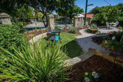 Danum House - Tourism Canberra 5