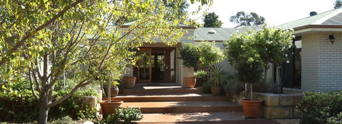 Nivalis Bed And Breakfast - Tourism Canberra 4