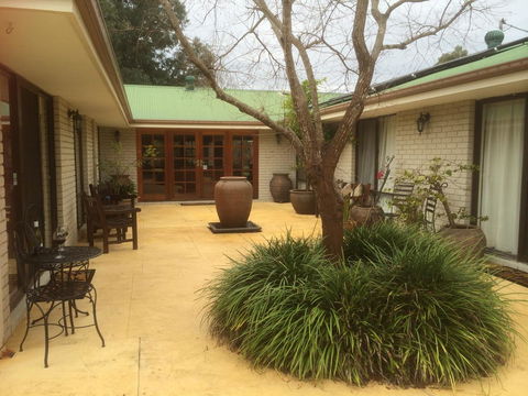 Nivalis Bed And Breakfast - Tourism Canberra 30