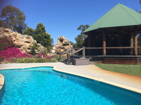 Nivalis Bed And Breakfast - Tourism Canberra 18