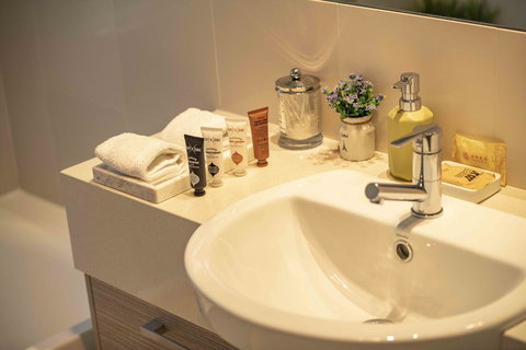 Magnificent Beach Retreat - Tourism Canberra 19