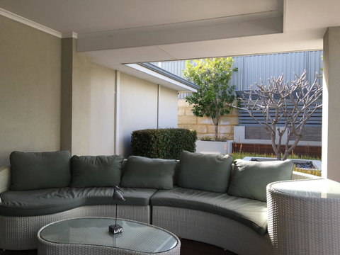 Magnificent Beach Retreat - Tourism Canberra 35