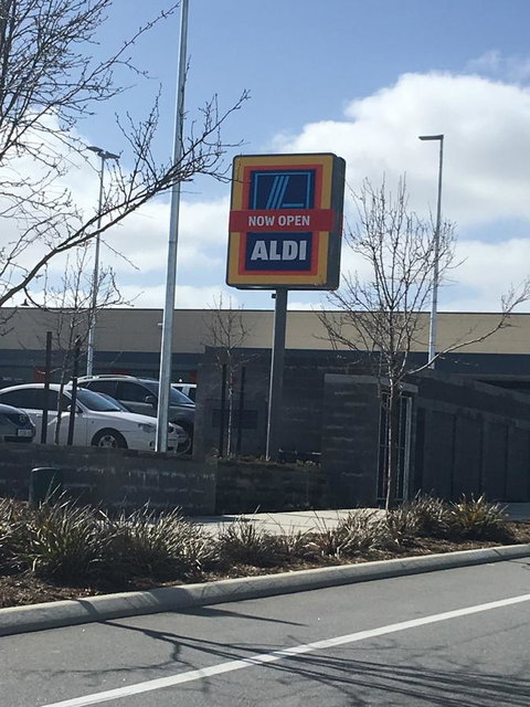 Magnificent Beach Retreat - Tourism Canberra 42