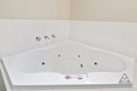 Jurien Bay Tourist Park - Tourism Canberra 1