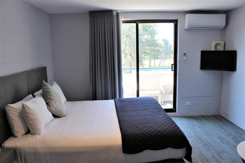 Atrium Hotel Mandurah - Tourism Canberra 7