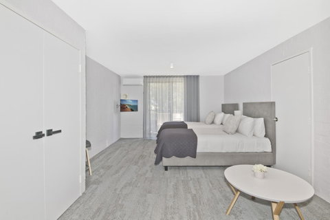 Atrium Hotel Mandurah - Tourism Canberra 23