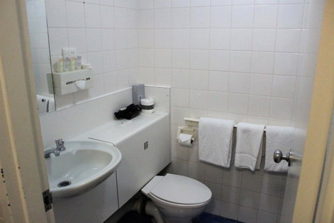 Atrium Hotel Mandurah - Tourism Canberra 6