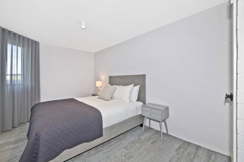 Atrium Hotel Mandurah - Tourism Canberra 35