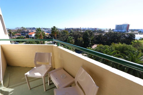 Atrium Hotel Mandurah - Tourism Canberra 19