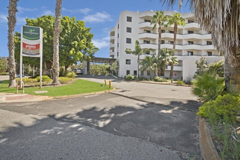 Atrium Hotel Mandurah - Tourism Canberra 28